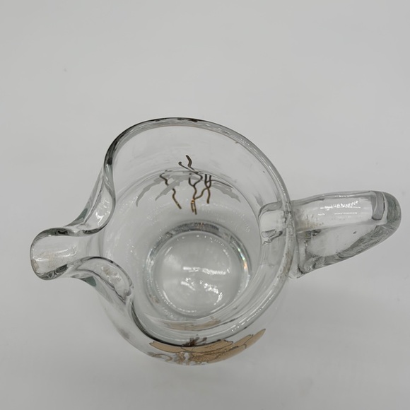 Vintage Gold Cyclamen Motif Mid Century Modern Glass Pitcher with Ice Lip 9.25" - Picture 8 of 9